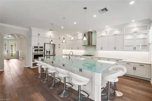 5801 Lago Villaggio WAY, Naples, FL 34104