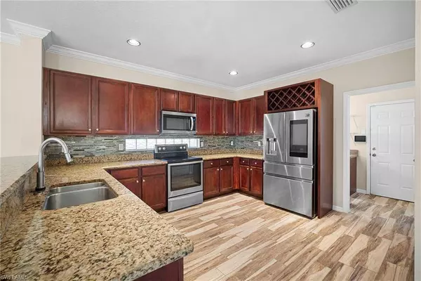 8542 Sumner AVE #1, Fort Myers, FL 33908