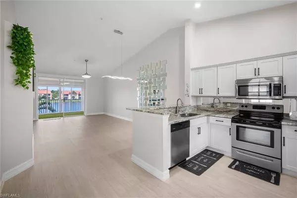 2453 Millcreek LN #201, Naples, FL 34119