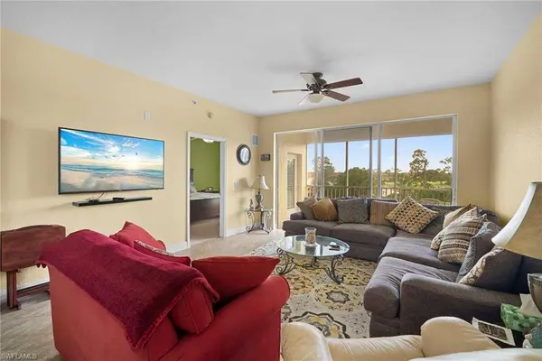 6816 Sterling Greens PL #1306, Naples, FL 34104