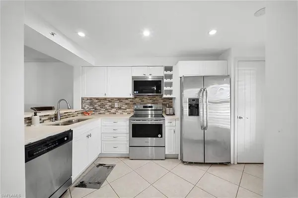 2456 Millcreek LN #103, Naples, FL 34119