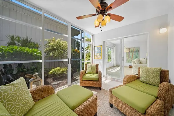 4200 Belair LN #101, Naples, FL 34103