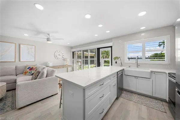 3200 Gulf Shore BLVD N #107, Naples, FL 34103