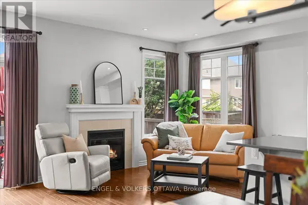 520 ROCHEFORT CIRCLE, Ottawa, ON K4A0M8