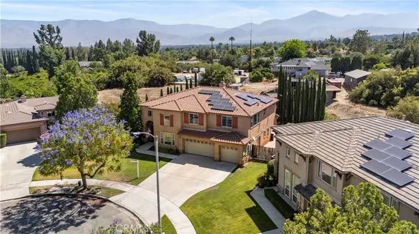 505 Acacia CT, Redlands, CA 92373