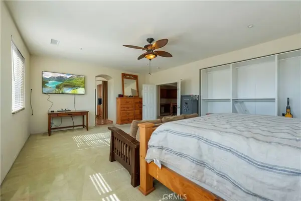 505 Acacia CT, Redlands, CA 92373