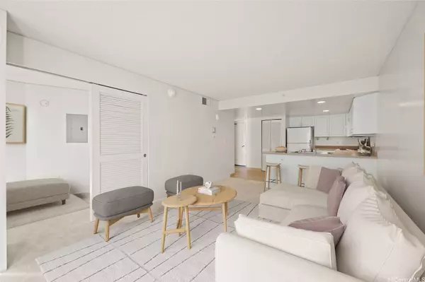 1314 Kalakaua AVE #908, Honolulu, HI 96826