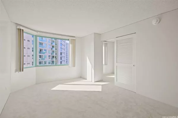 1314 Kalakaua AVE #908, Honolulu, HI 96826