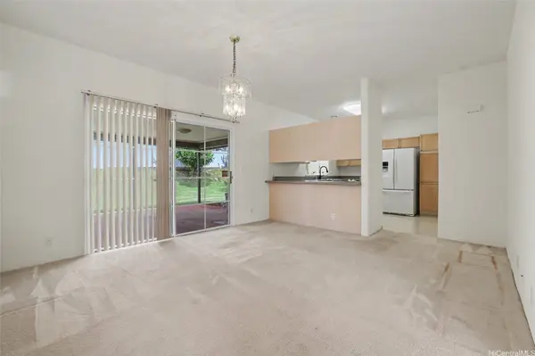 95-218 Kuinehe PL, Mililani, HI 96789