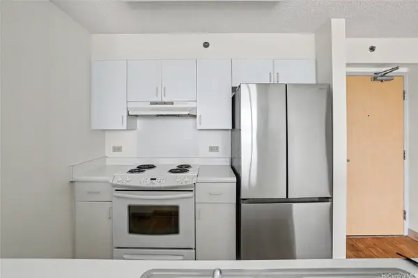 3009 Ala Makahala PL #905, Honolulu, HI 96818