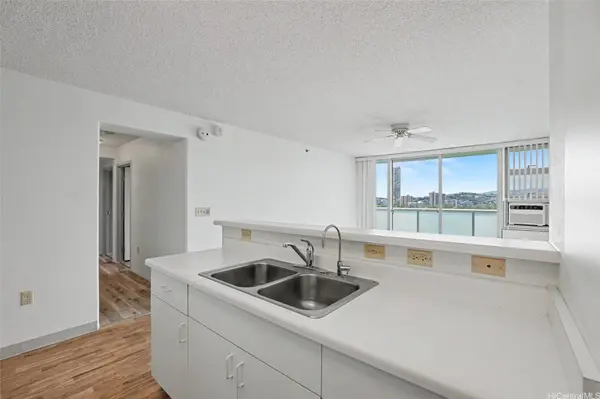 3009 Ala Makahala PL #905, Honolulu, HI 96818