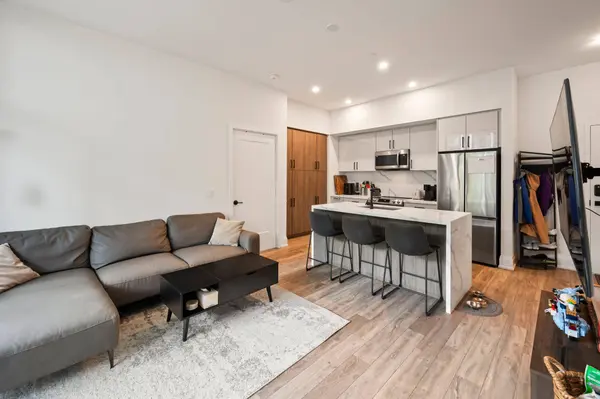 415 Sea Ray AVE #128, Innisfil, ON L9S 2P7