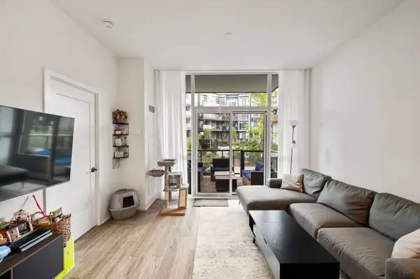 415 Sea Ray AVE #128, Innisfil, ON L9S 2P7