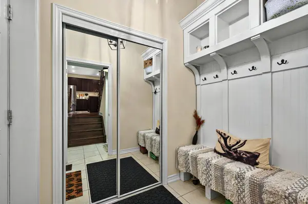 67 Alf Neely WAY, Newmarket, ON L3Y 0C6