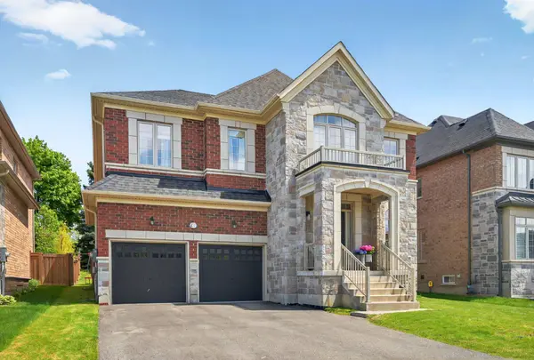 67 Alf Neely WAY, Newmarket, ON L3Y 0C6