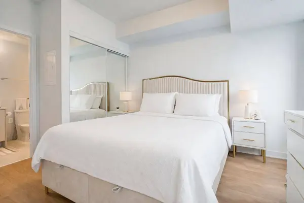 2920 Highway 7 RD #4807, Vaughan, ON L4K 0P4