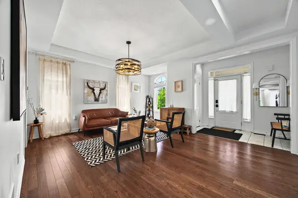 67 Alf Neely WAY, Newmarket, ON L3Y 0C6