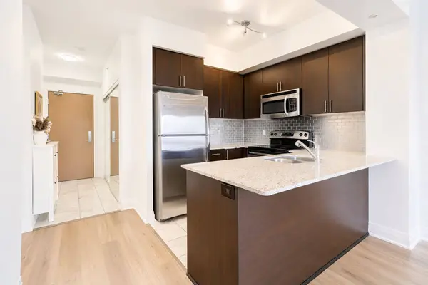 520 Steeles AVE W #503, Vaughan, ON L4J 0H2