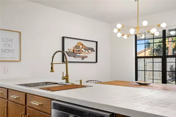 514 Corregidor DR, College Station, TX 77840