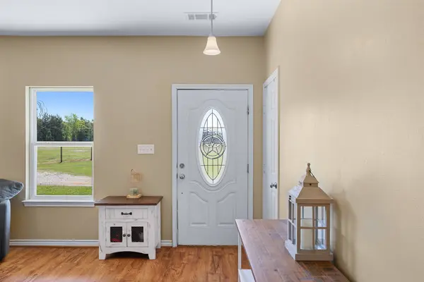 1389 Hollis RD, North Zulch, TX 77872