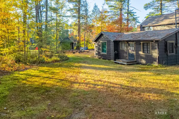 81 Hull RD, Rainbow Lake, NY 12976