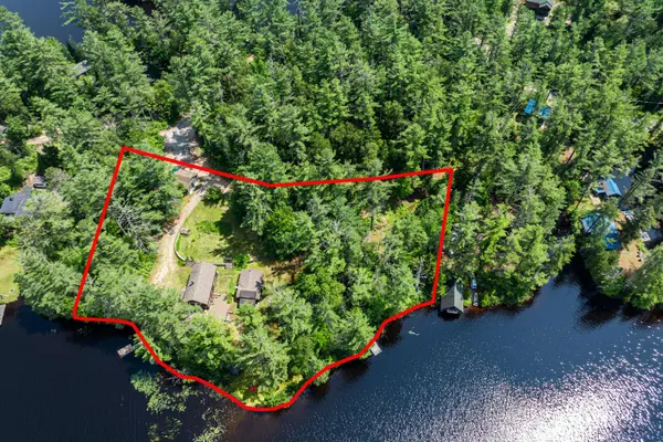 81 Hull RD, Rainbow Lake, NY 12976