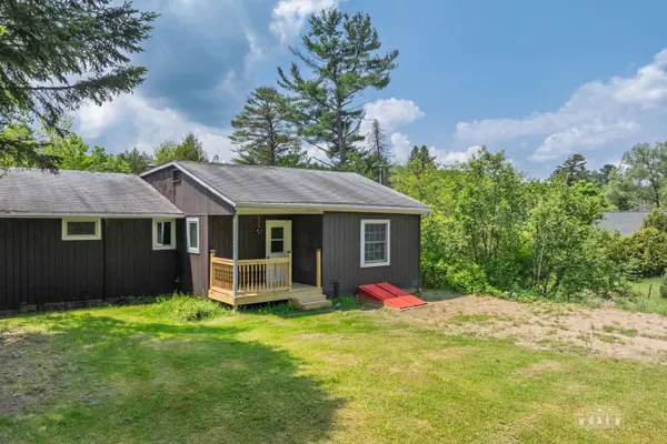 152 Old Military RD, Lake Placid, NY 12946