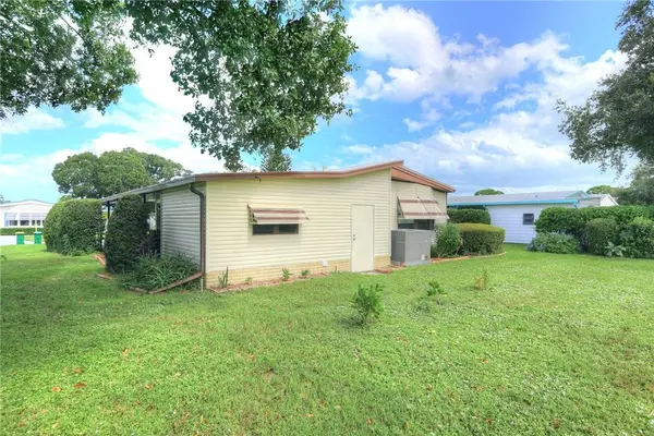 913 Balsam ST, Barefoot Bay, FL 32976