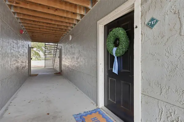 3705 SW 27TH ST #717, Gainesville, FL 32608