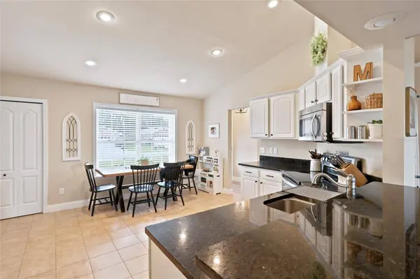 25142 SW 18TH AVE, Newberry, FL 32669