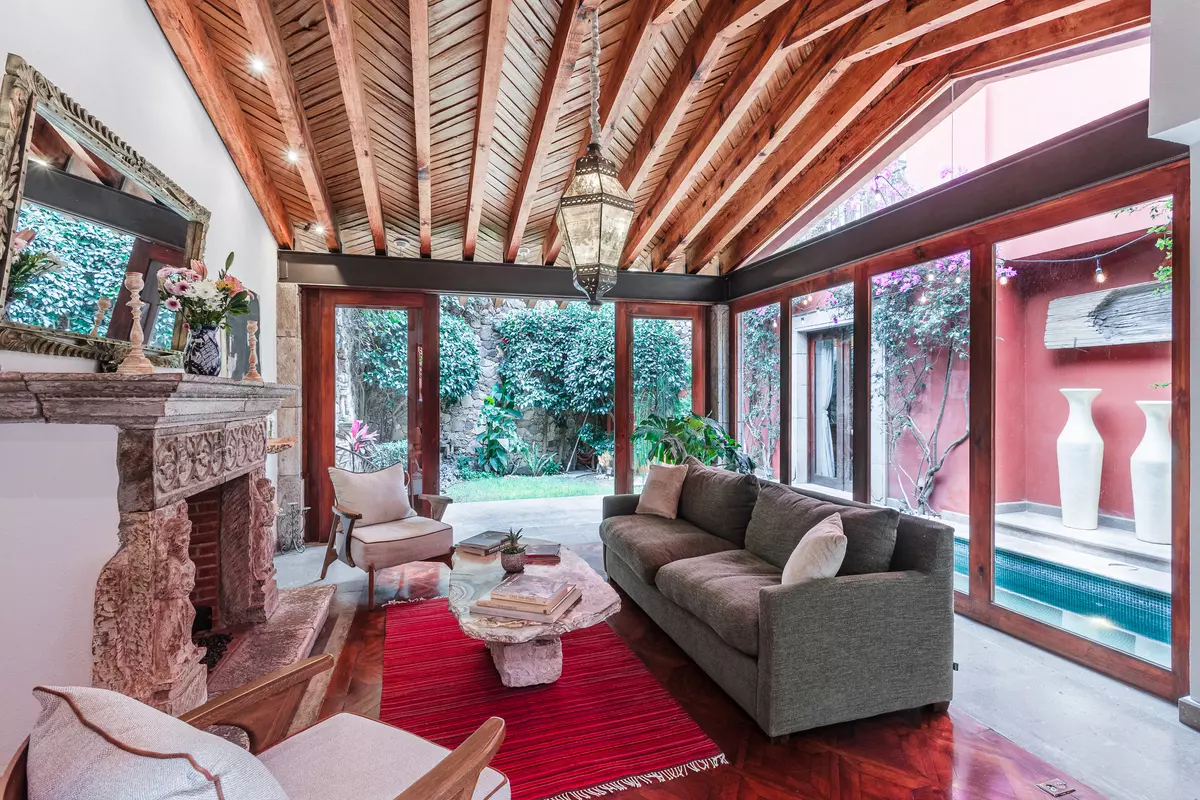 San Miguel De Allende, MX,Casa Roja