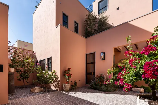Casa Nobel – Elegant Living in the Heart of Guadiana, San Miguel De Allende, MX
