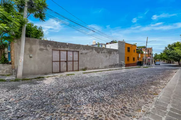 San Miguel De Allende, MX,Acamapixtle