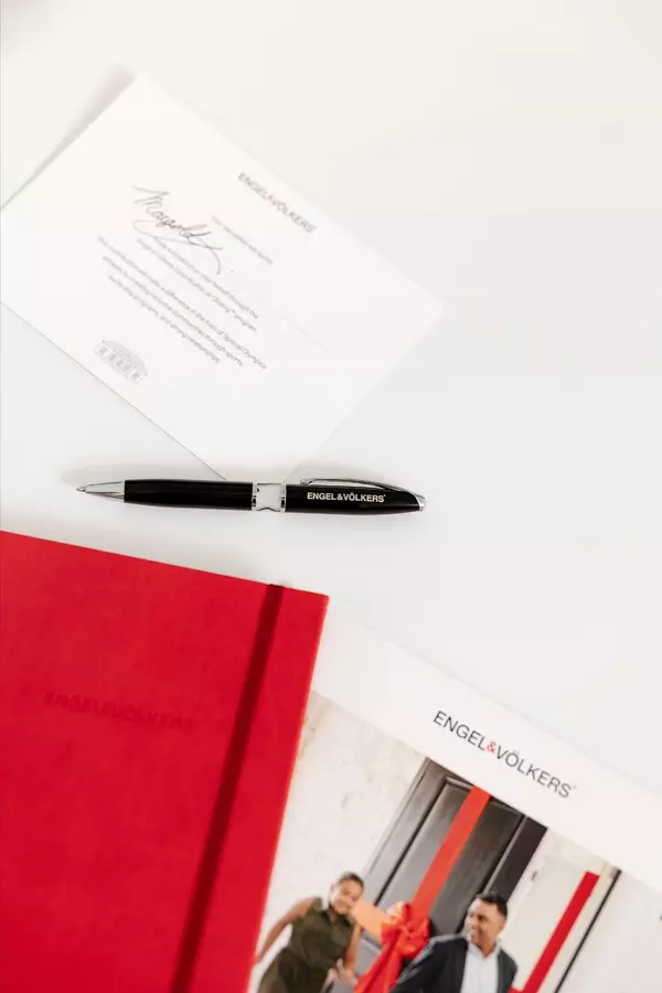 Branded_SpecialOlympics_Pen_RedBook