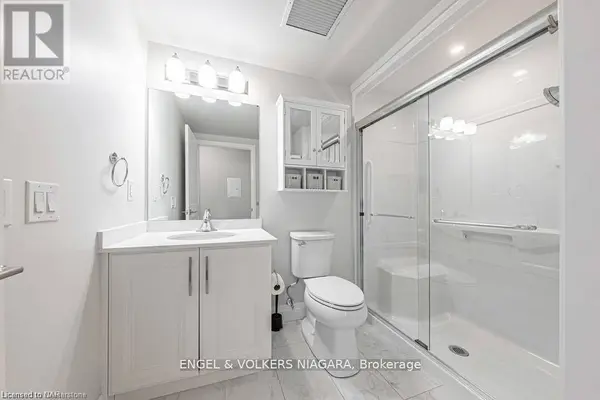 5698 Main ST #406, Niagara Falls (hospital), ON L2G5Z4