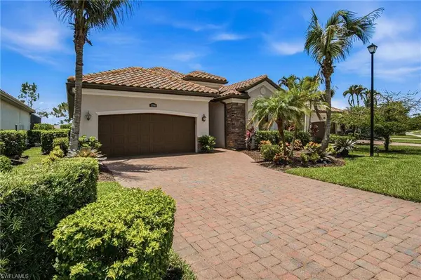 12764 Kinross LN, Naples, FL 34120