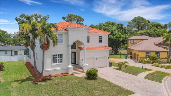 3021 59TH AVE S, St Petersburg, FL 33712