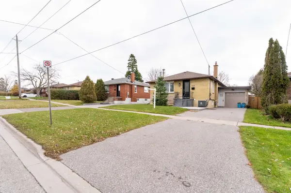 767 Phillip Murray AVE, Oshawa, ON L1J 1J2