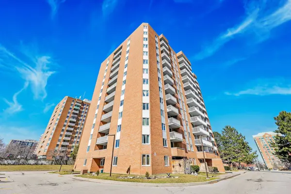 15 Sewells RD #606, Toronto E11, ON M1B 3V7