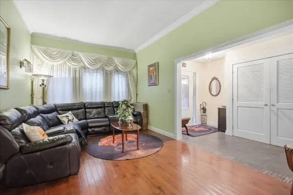 14 Hillman DR, Ajax, ON L1S 6Y3