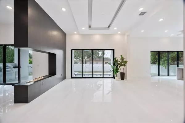 4426 W EUCLID AVE, Tampa, FL 33629