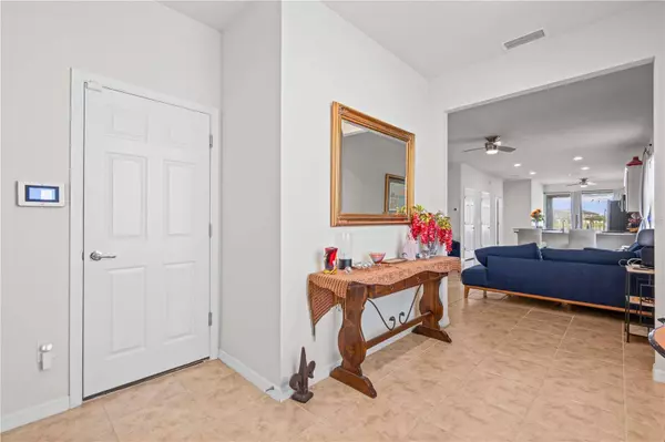 5339 FALLEN LEAF DR, Riverview, FL 33578