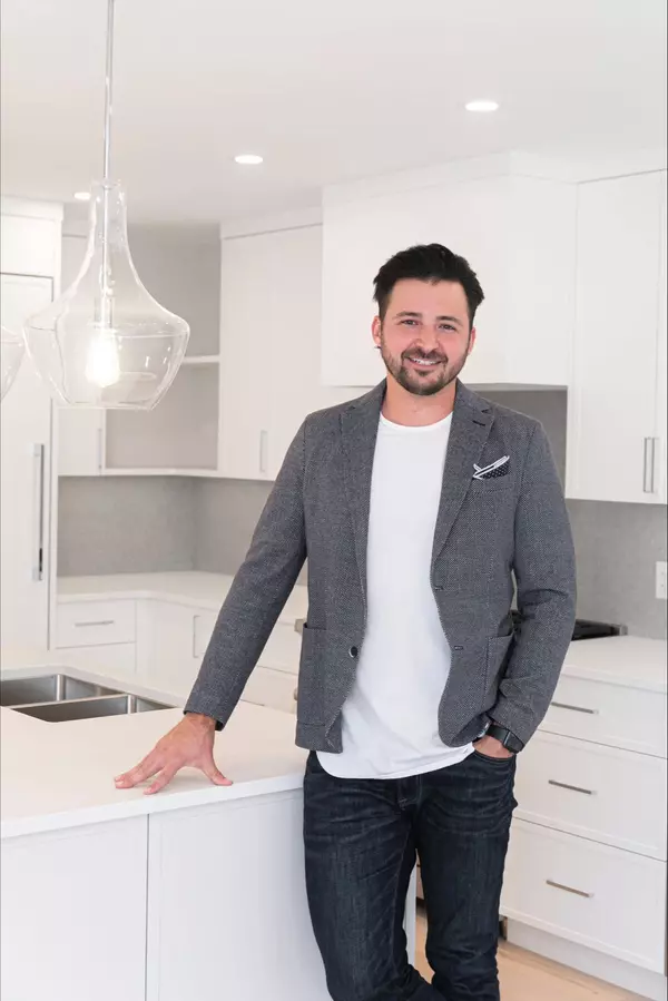 Matthew Davis Profile Pic