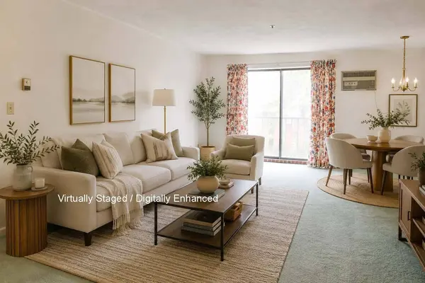 100 Grand View Avenue #10C, Quincy, MA 02170