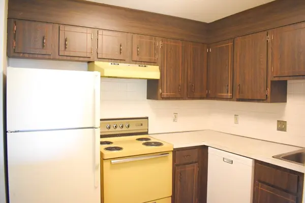 100 Grand View Avenue #10C, Quincy, MA 02170