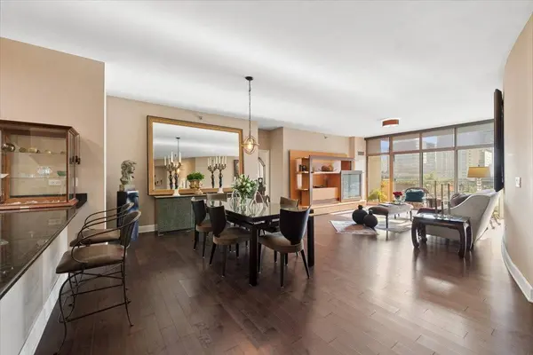 1335 S Prairie AVE #607, Chicago, IL 60605