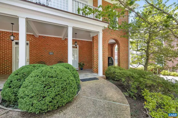 512 WORTHINGTON DR #B, Charlottesville, VA 22903