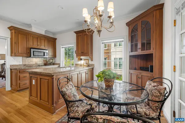 512 WORTHINGTON DR #B, Charlottesville, VA 22903