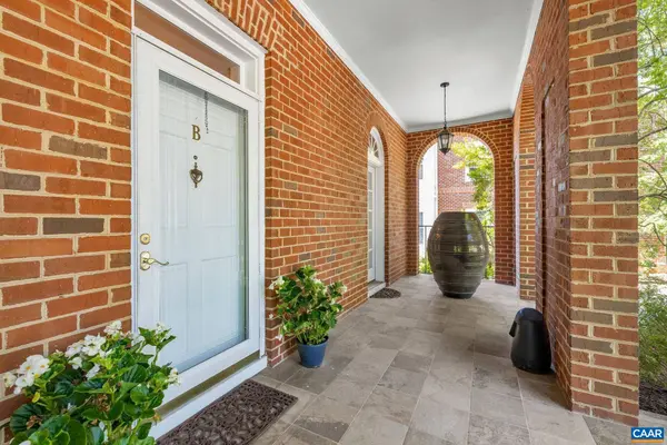 512 WORTHINGTON DR #B, Charlottesville, VA 22903