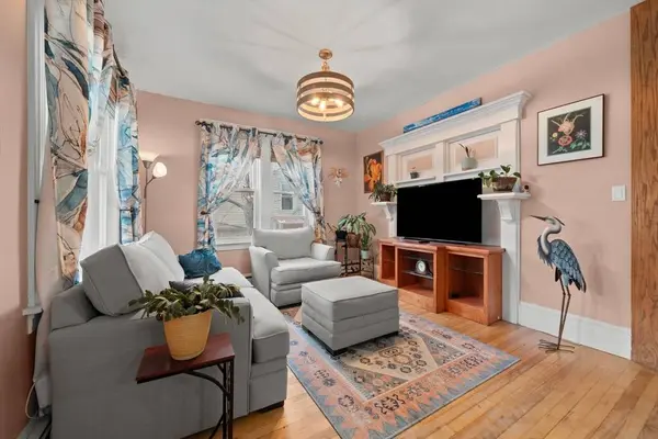 5 Breck St, Worcester, MA 01605